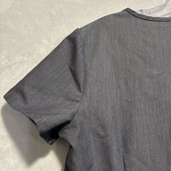 Figs Scrub Top Women's Size XS Grey Casma Three-Pocket Technical Collection - Picture 8 of 16